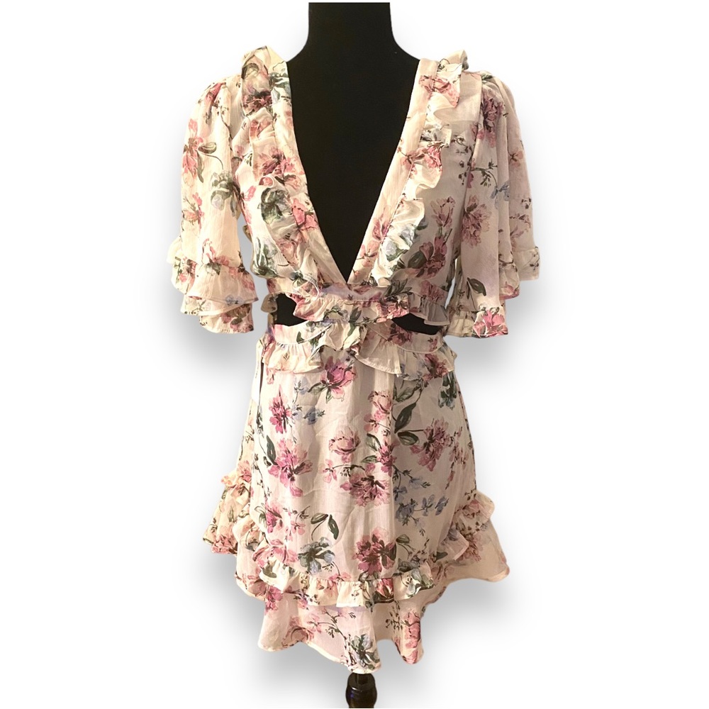 Olivaceus Cut Out Floral Mini Dress Women’s M - Picture 2 of 10